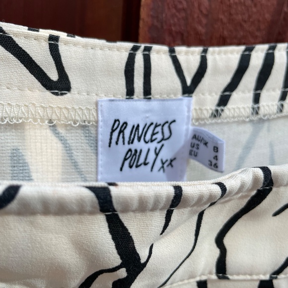 Princess Polly Romper - Picture 3 of 4